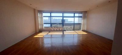 Apartamento, 3 quartos, 215 m² - Foto 1