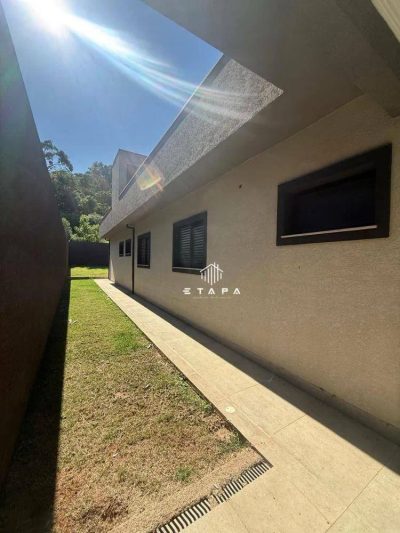 Casa, 3 quartos, 177 m² - Foto 1