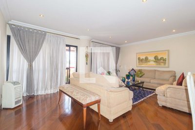 Apartamento, 3 quartos, 187 m² - Foto 2