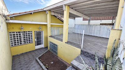 Casa, 4 quartos, 198 m² - Foto 1