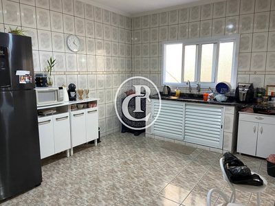 Sobrado, 4 quartos, 250 m² - Foto 4