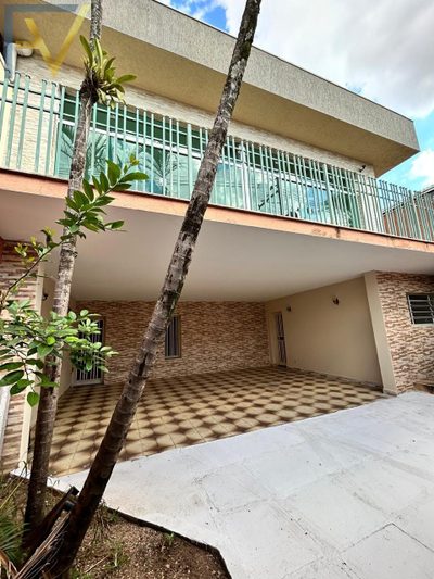 Casa, 3 quartos, 230 m² - Foto 1