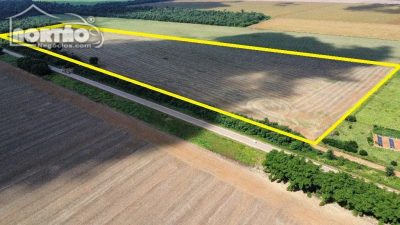 Casa, 1 quarto, 40000 m² - Foto 3
