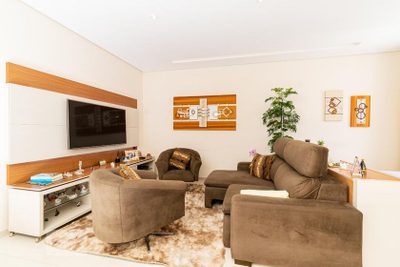Casa, 4 quartos, 190 m² - Foto 2