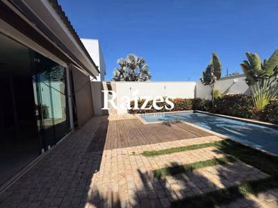 Casa, 4 quartos, 365 m² - Foto 1