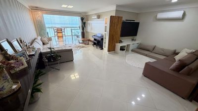 Apartamento, 3 quartos, 200 m² - Foto 1