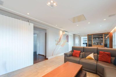 Apartamento, 3 quartos, 205 m² - Foto 2