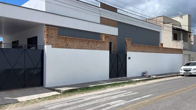 Casa, 4 quartos, 220 m² - Foto 1