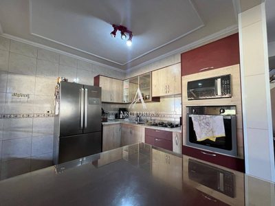 Casa, 3 quartos, 298 m² - Foto 4