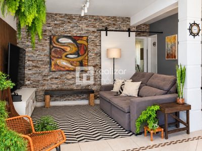 Casa, 5 quartos, 204 m² - Foto 2