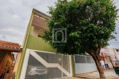 Sobrado, 3 quartos, 236 m² - Foto 1