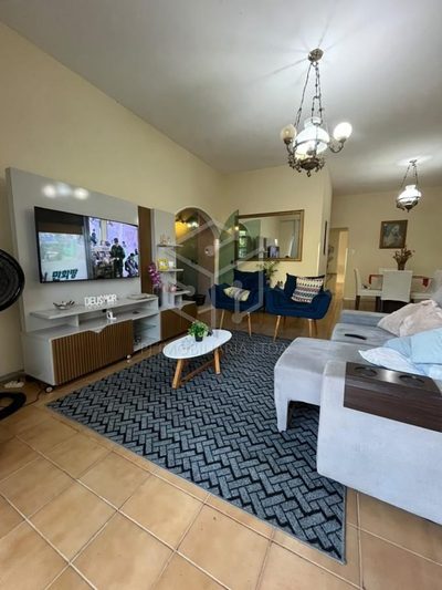 Casa, 3 quartos, 200 m² - Foto 1