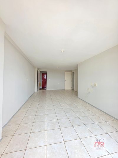 Apartamento, 3 quartos, 107 m² - Foto 2