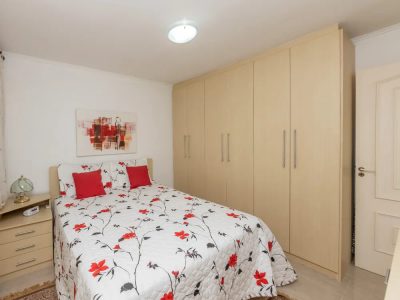Casa, 3 quartos, 219 m² - Foto 3