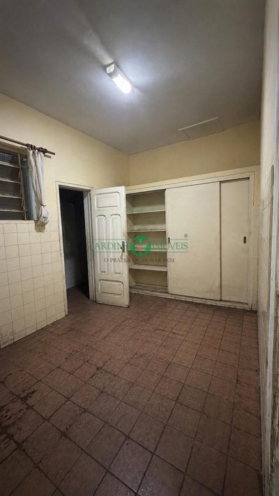 Casa, 6 quartos, 250 m² - Foto 1