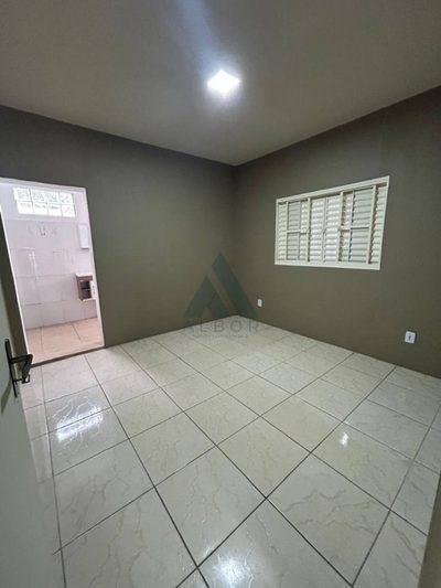 Casa, 2 quartos, 61 m² - Foto 1