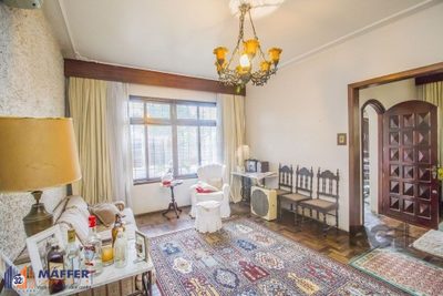Casa, 4 quartos, 258 m² - Foto 1