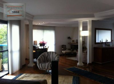 Apartamento, 3 quartos, 243 m² - Foto 1