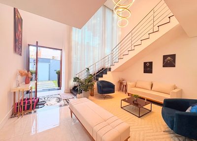Sobrado, 4 quartos, 375 m² - Foto 1