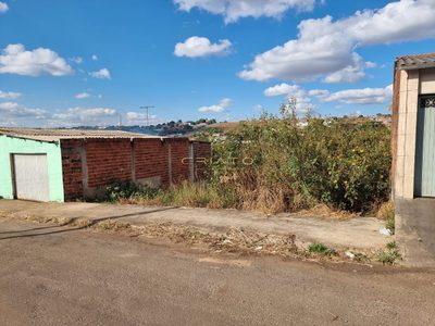 Terreno, 300 m² - Foto 2