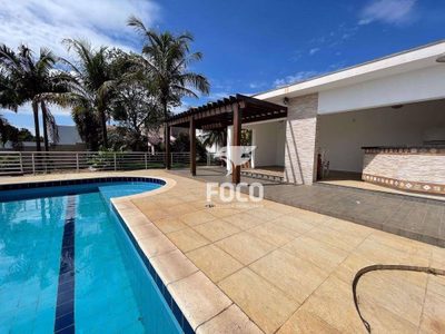 Chácara, 3 quartos, 1080 m² - Foto 1