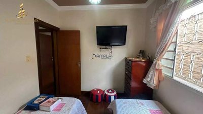 Casa, 6 quartos, 360 m² - Foto 3