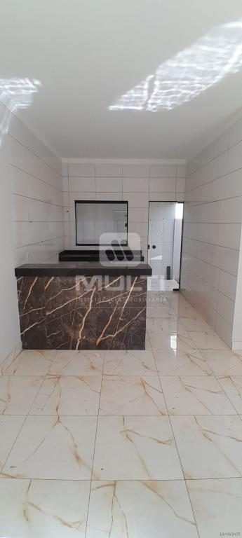 Casa, 3 quartos, 67 m² - Foto 2