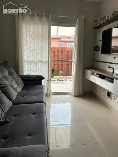 Casa, 5 quartos, 100 m² - Foto 2