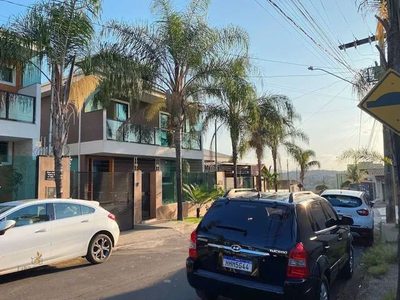 Casa, 3 quartos, 298 m² - Foto 1