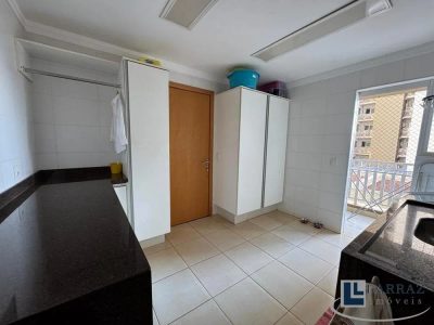 Apartamento, 3 quartos, 202 m² - Foto 1