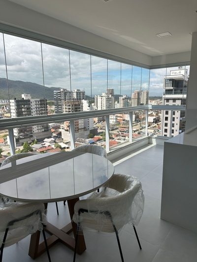 Apartamento, 3 quartos, 130 m² - Foto 1