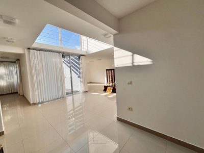 Casa, 3 quartos, 220 m² - Foto 2
