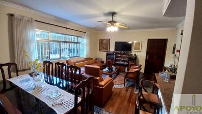 Casa, 4 quartos, 206 m² - Foto 2