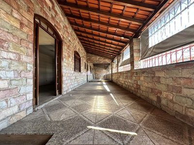 Casa, 5 quartos, 316 m² - Foto 3