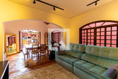 Casa, 3 quartos, 320 m² - Foto 2