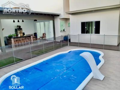 Casa, 4 quartos, 212 m² - Foto 1