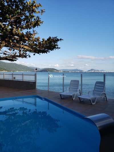 Casa, 5 quartos, 180 m² - Foto 1