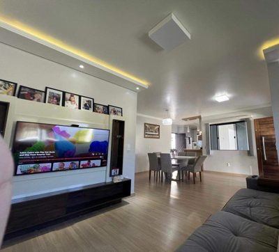 Casa, 3 quartos, 196 m² - Foto 2