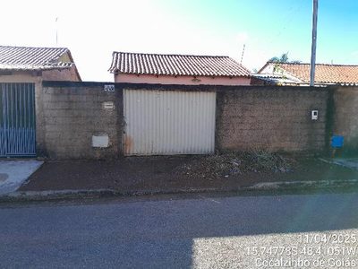 Casa, 2 quartos, 180 m² - Foto 1
