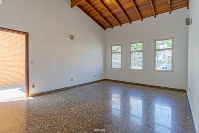 Casa, 3 quartos, 222 m² - Foto 2