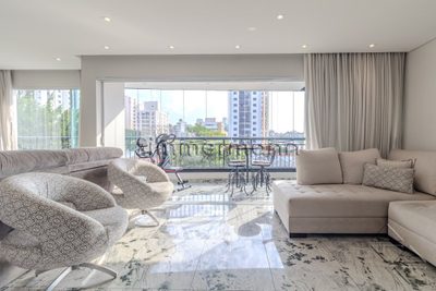 Apartamento, 4 quartos, 132 m² - Foto 1