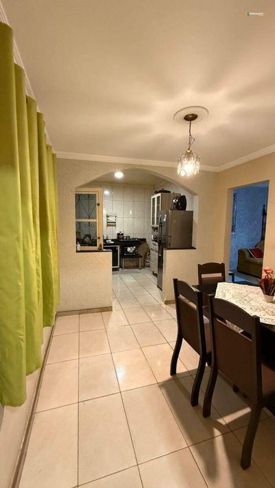 Casa, 3 quartos, 200 m² - Foto 3