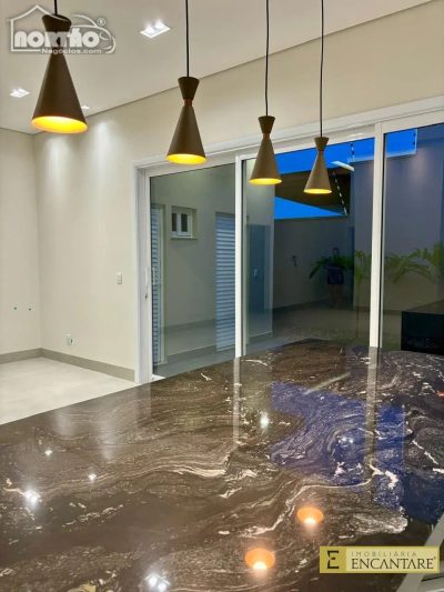 Casa, 1 quarto, 172 m² - Foto 2