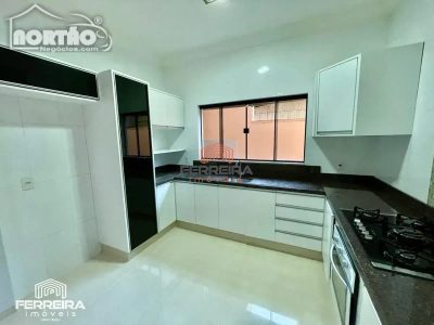 Casa, 6 quartos, 321 m² - Foto 3