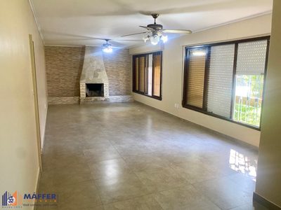 Casa, 4 quartos, 218 m² - Foto 1