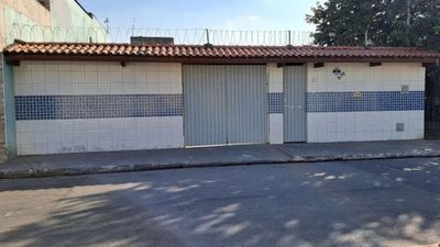 Casa, 3 quartos, 210 m² - Foto 1