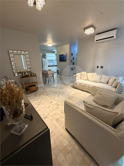 Apartamento, 2 quartos, 70 m² - Foto 1