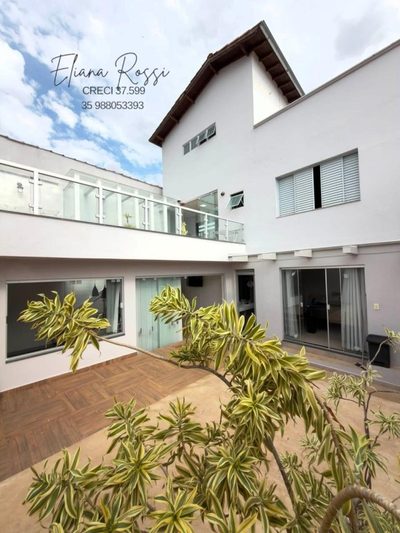 Casa, 3 quartos, 220 m² - Foto 1