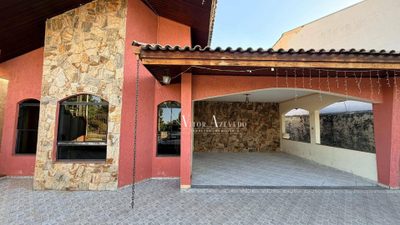Casa, 3 quartos, 216 m² - Foto 2