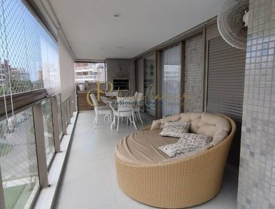 Apartamento, 3 quartos, 150 m² - Foto 1